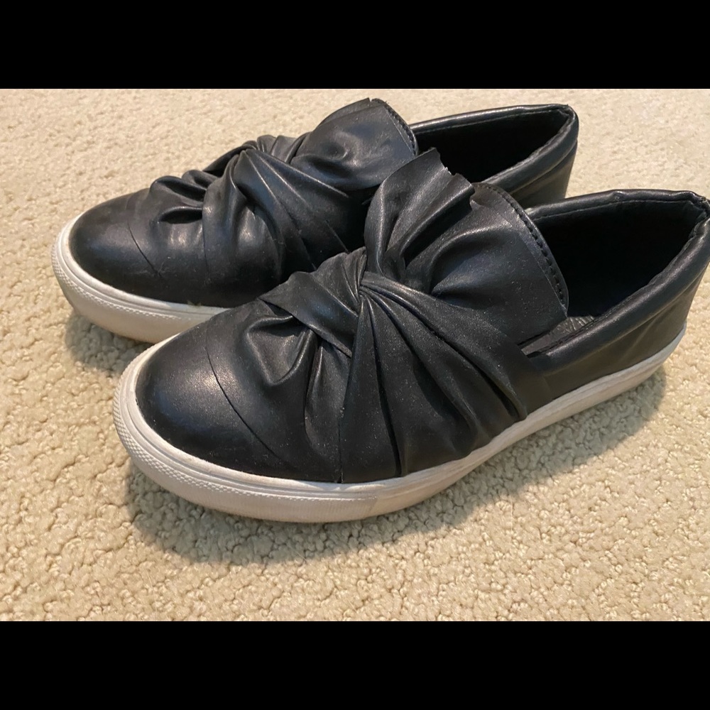 Black shoes